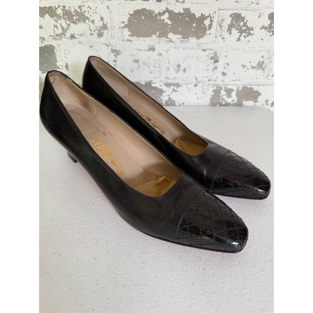 Salvatore‎ Ferragamo Pumps Heel Leather Black 9.5 AA Made In Italy Vintage
